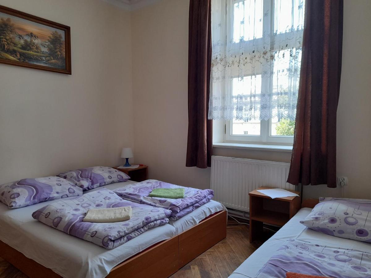 Krakow Hostel *
