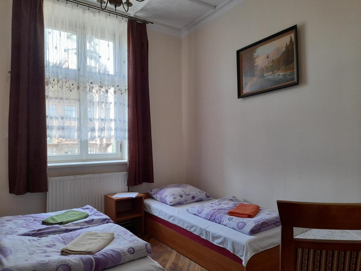 Krakow Hostel *