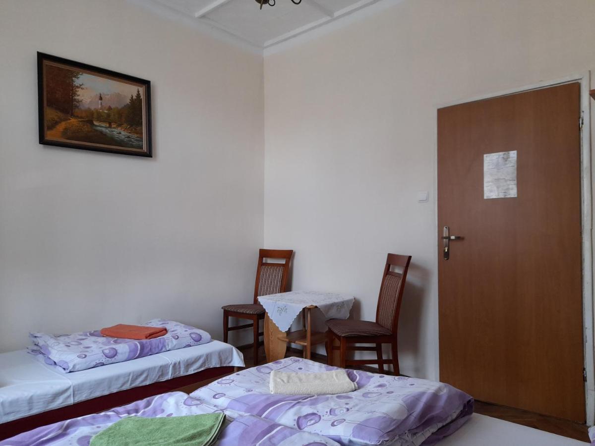 Krakow Hostel *